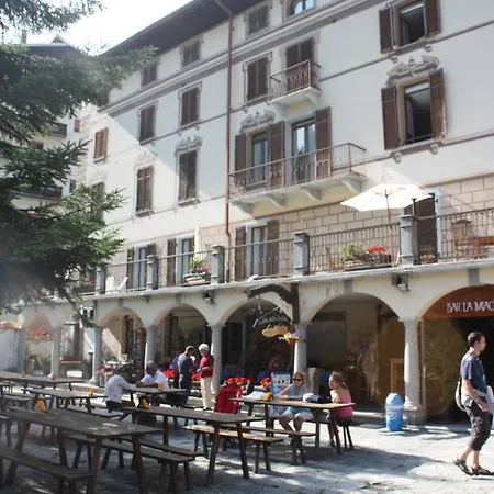 Monterosa Hotell